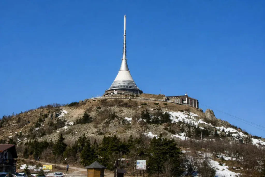 Wieża i hotel Ještěd nad Libercem, hiperboloida